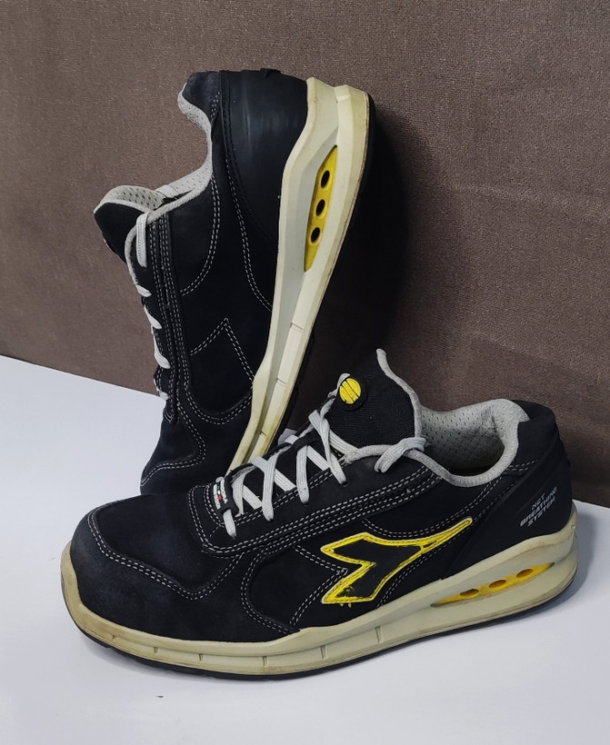 کفش ایمنی DIADORA