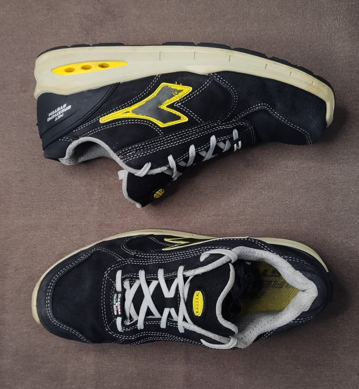 کفش ایمنی DIADORA