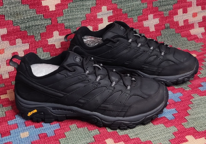 کفش ترکینگ MERRELL