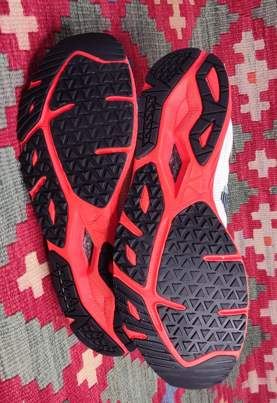 کفش رانینگ new balance