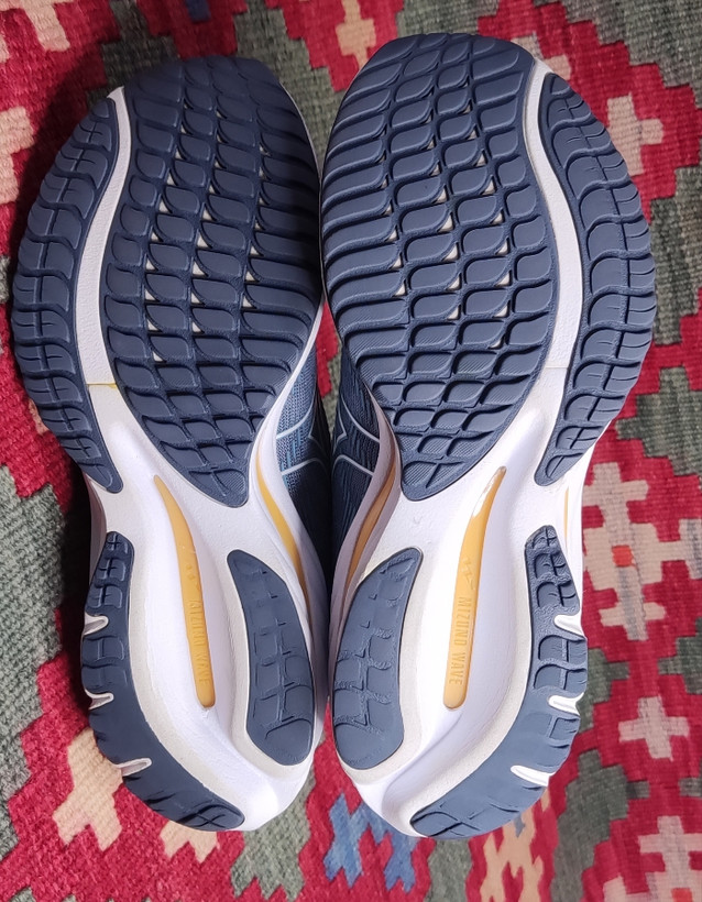 کفش رانینگ Mizuno