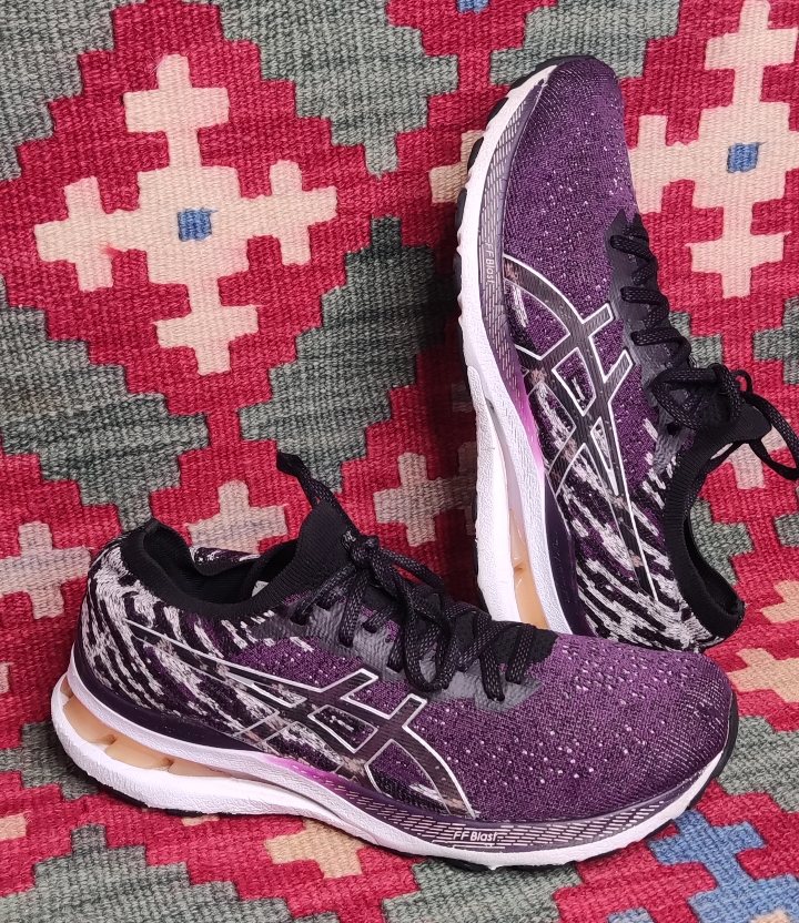 کفش رانینگ ASICS