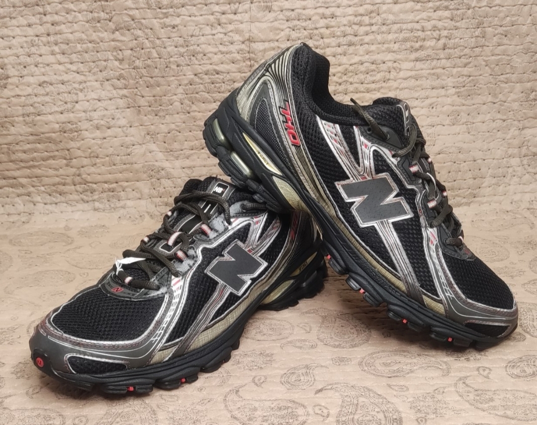 کفش ورزشی New Balance