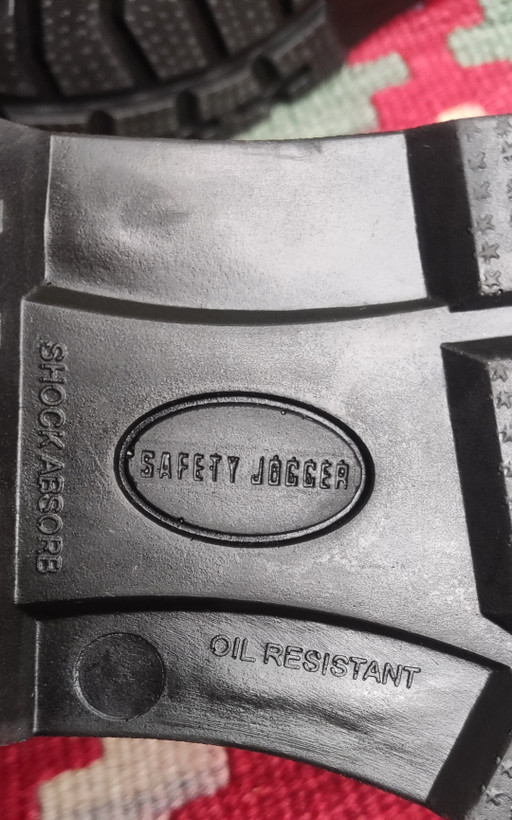 کفش ایمنیSAFETYJOGGER