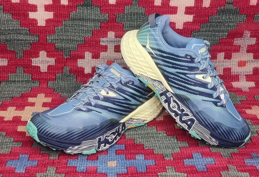 کفش ورزشی برند هوکا HOKA