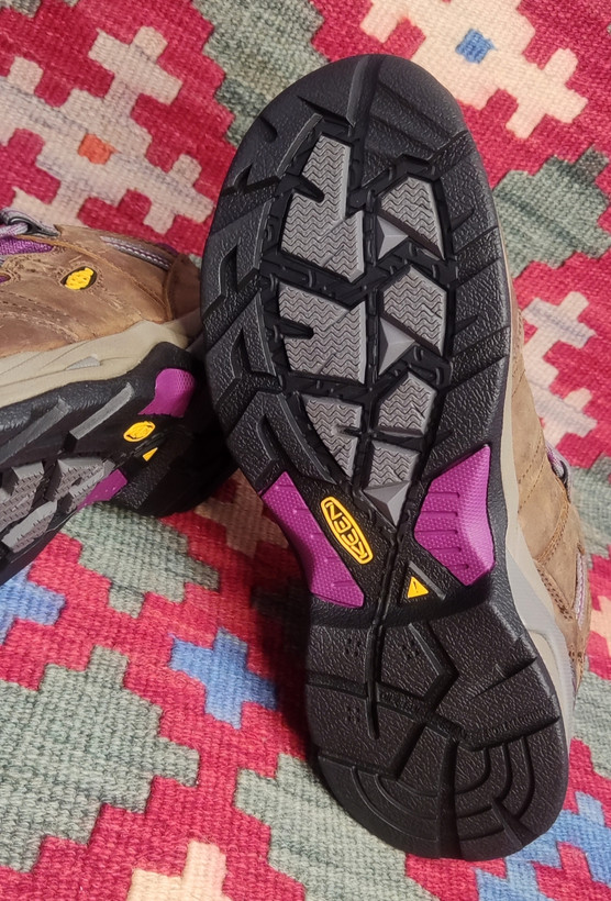 کفش ایمنی KEEN