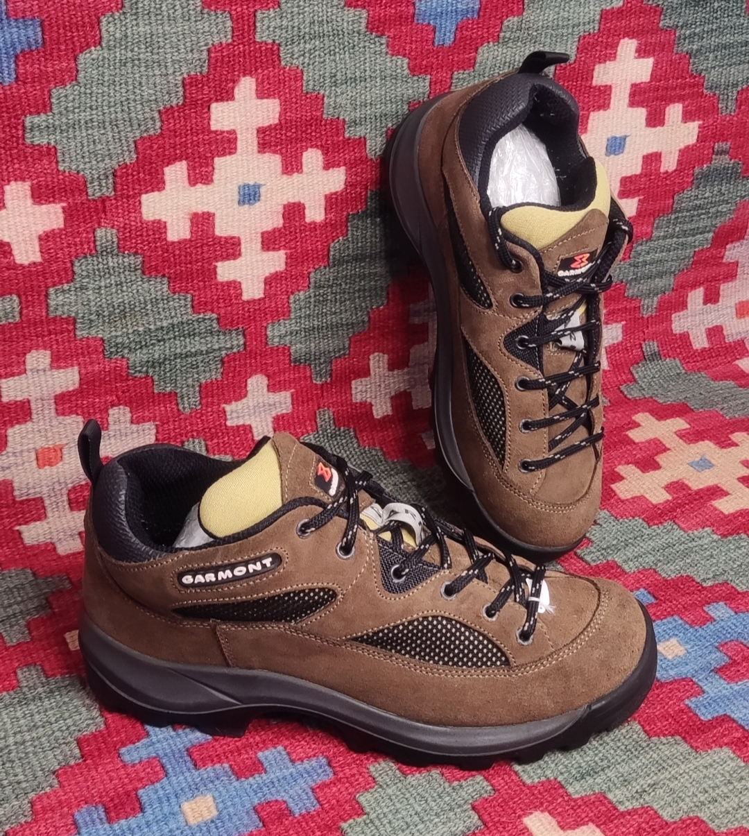 کفش کوهنوردی و طبیعت گردی (ترکینگ) برند GARMONT