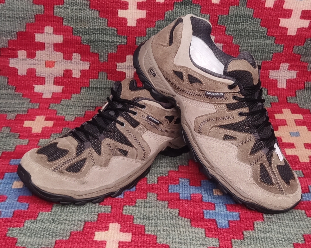 کفش پیاده روی و کوهپیمایی (ترکینگ)، برند Quechua