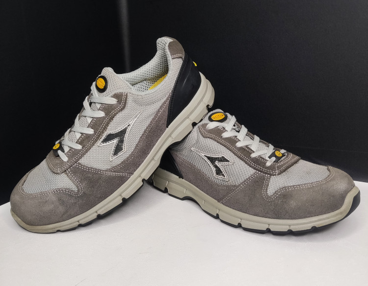 کفش ایمنی DIADORA