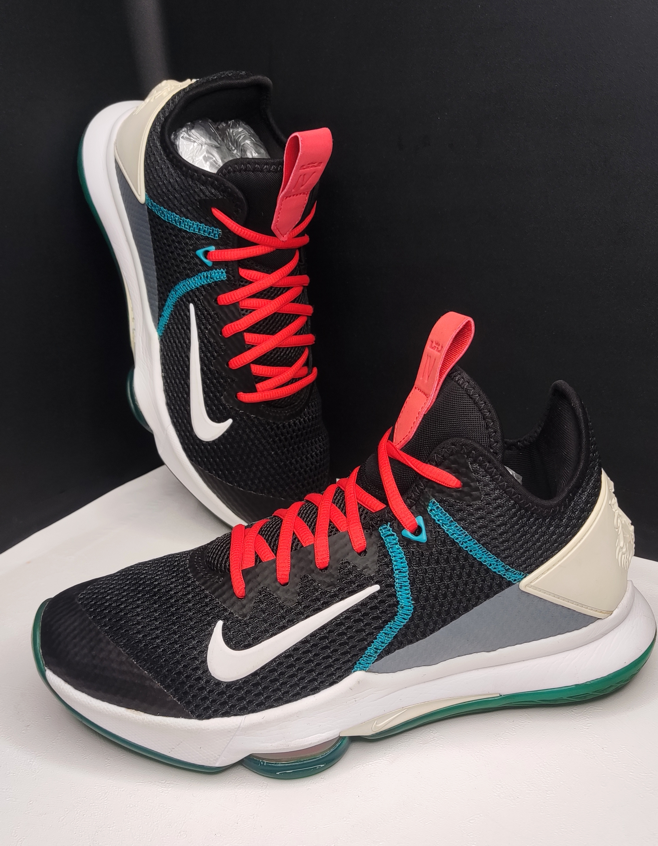 کفش Nike LeBron Witness 4