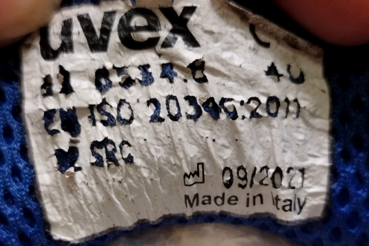 کفش ایمنی Uvex