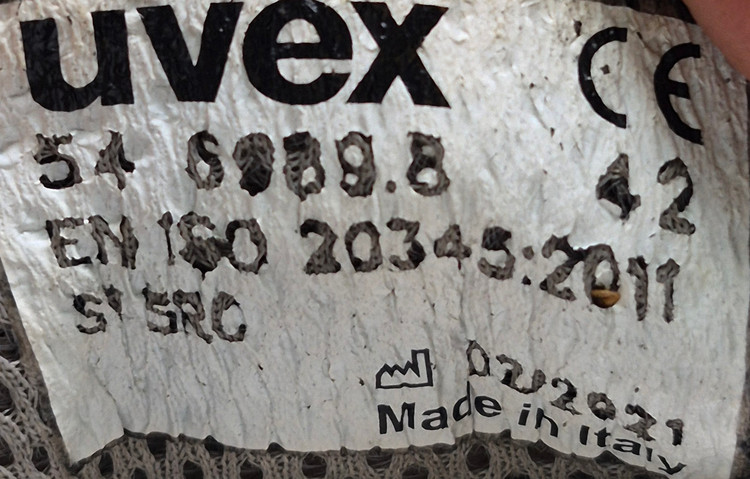 کفش ایمنی uvex