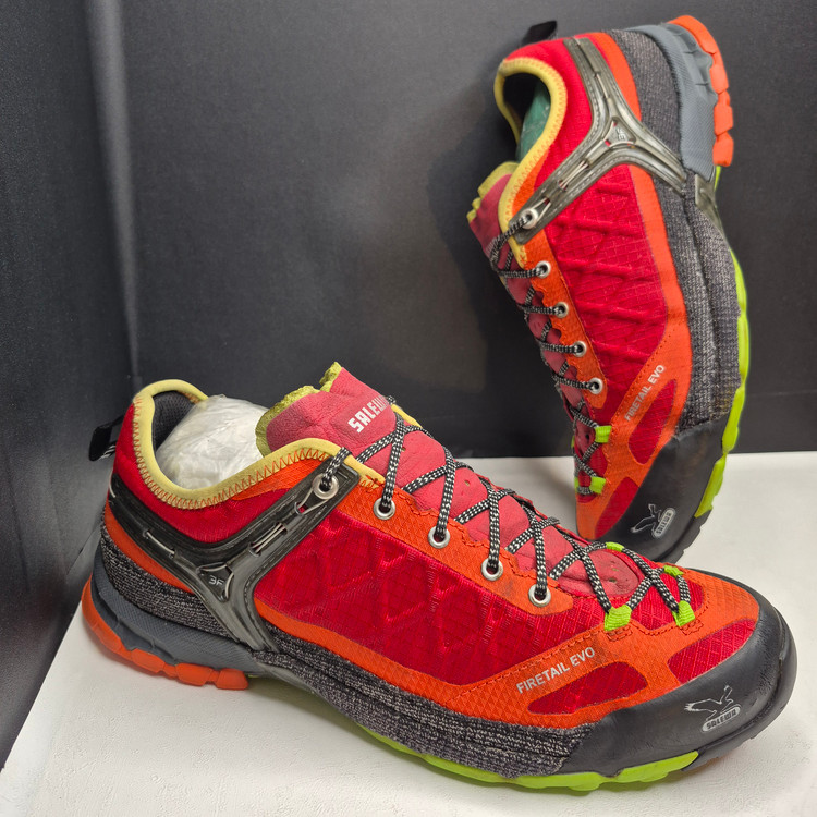 کفش ترکینگ Salewa